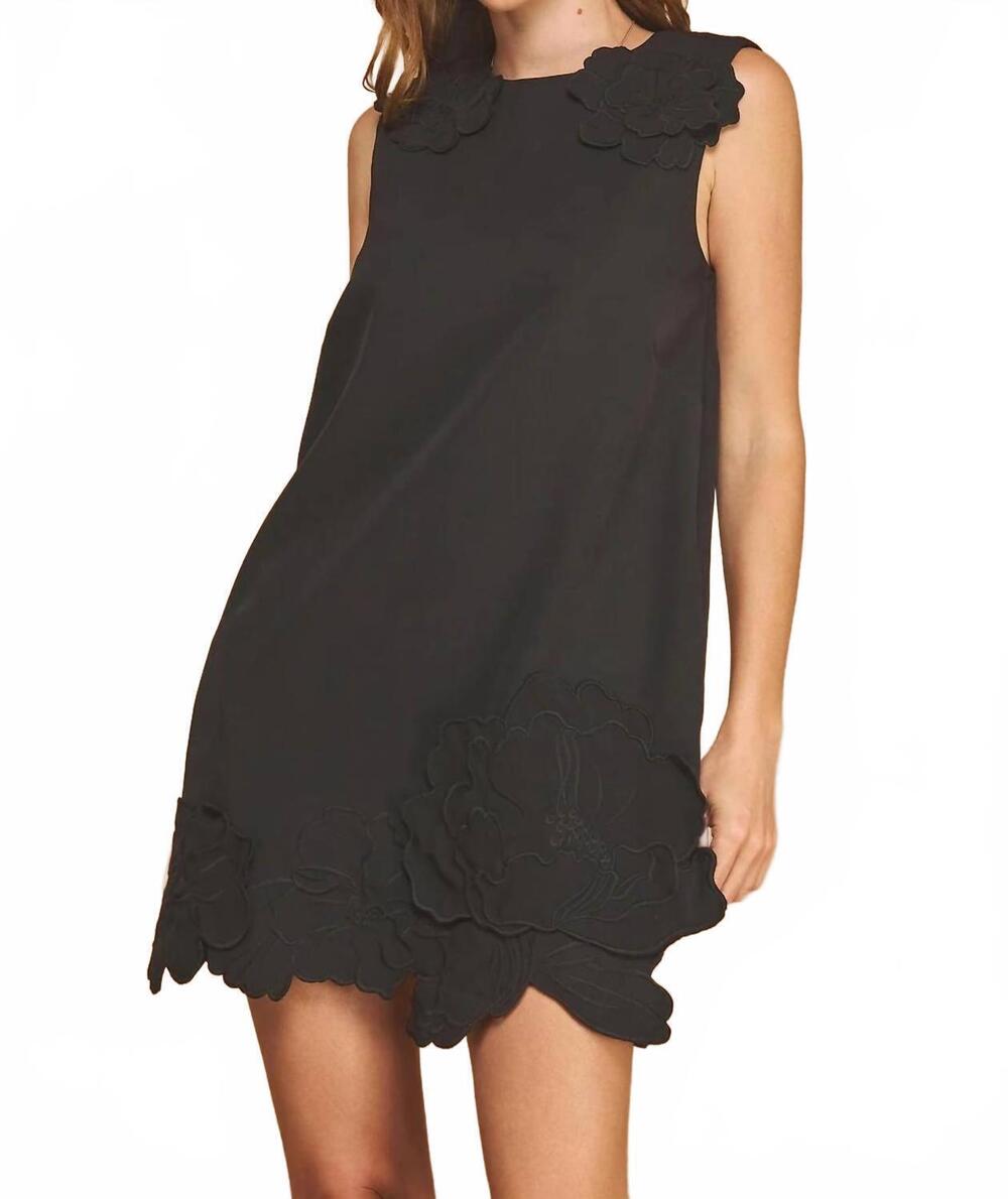 NEW STRUT & BOLT women's floral appliqué sleeveless shift dress in black